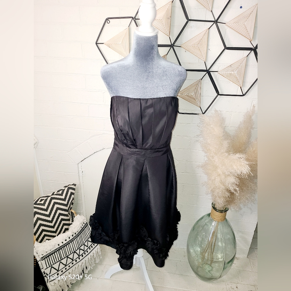 Holiday/cocktail dress